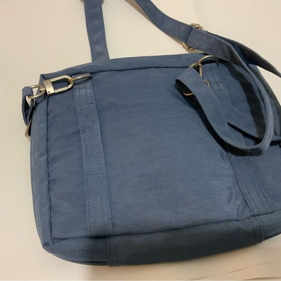 New BAGGALLINI Blue Nylon Crossbody Travel Organizer Shoulder Handbag Purse - Picture 4 of 9